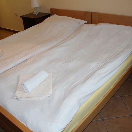 Prenociste "Magnus" Bed & Breakfast Slavonski Brod Dış mekan fotoğraf