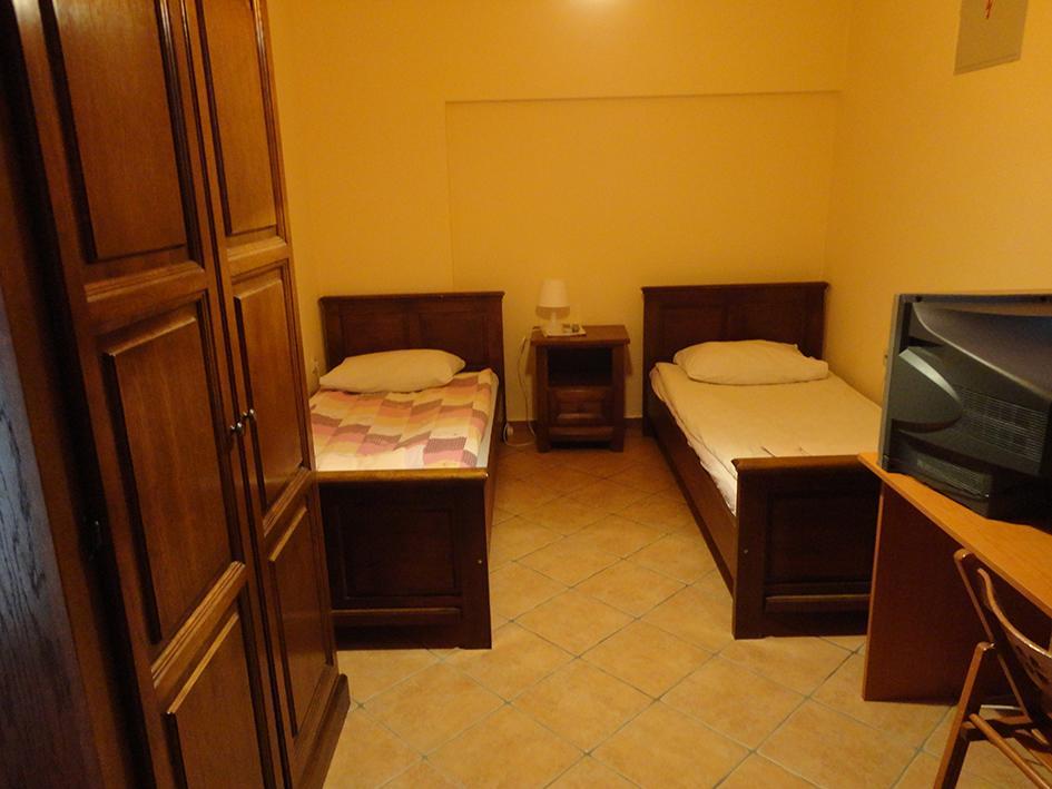 Prenociste "Magnus" Bed & Breakfast Slavonski Brod Dış mekan fotoğraf
