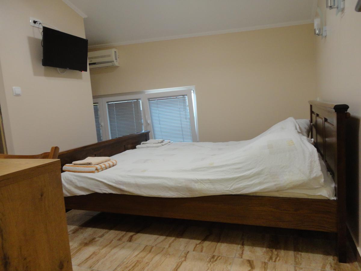 Prenociste "Magnus" Bed & Breakfast Slavonski Brod Dış mekan fotoğraf