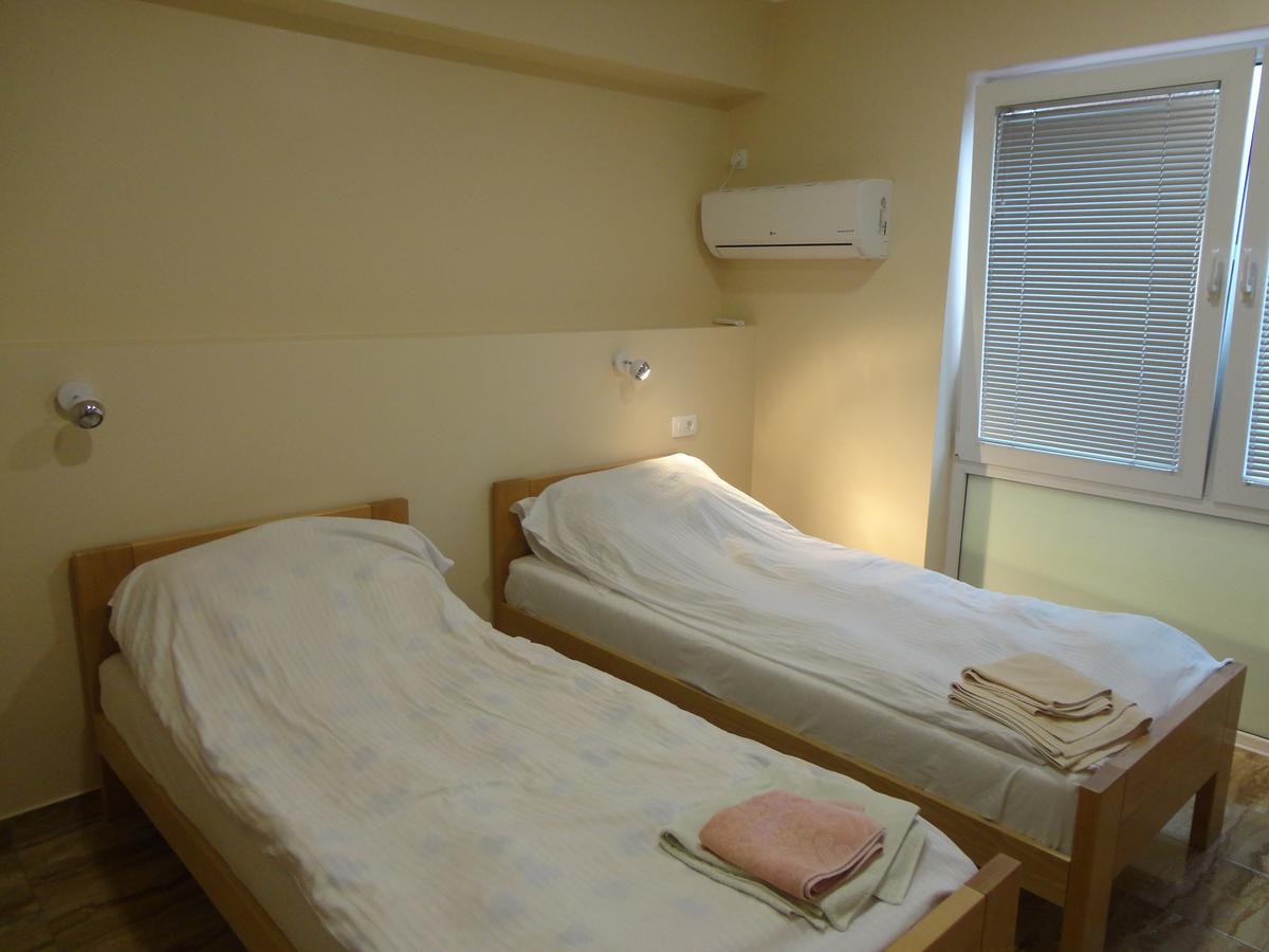 Prenociste "Magnus" Bed & Breakfast Slavonski Brod Dış mekan fotoğraf