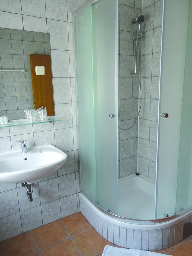 Prenociste "Magnus" Bed & Breakfast Slavonski Brod Dış mekan fotoğraf