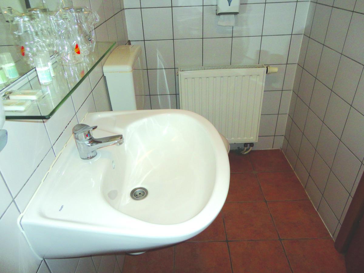Prenociste "Magnus" Bed & Breakfast Slavonski Brod Dış mekan fotoğraf