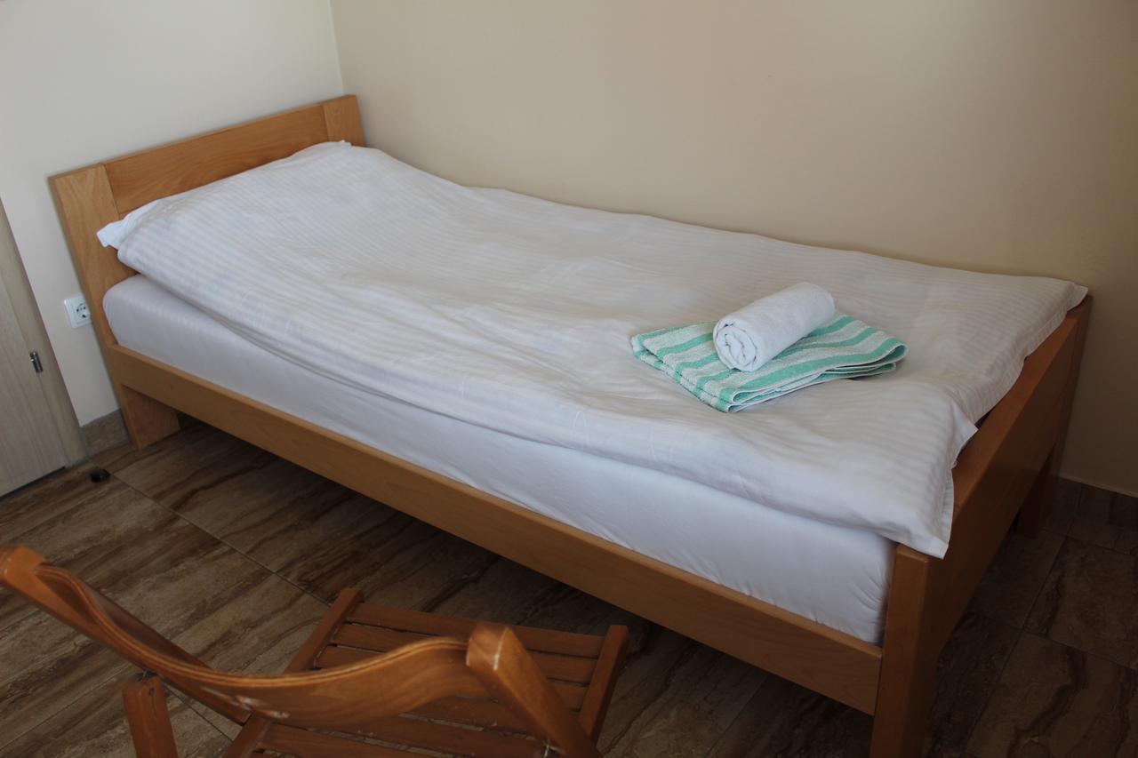 Prenociste "Magnus" Bed & Breakfast Slavonski Brod Dış mekan fotoğraf