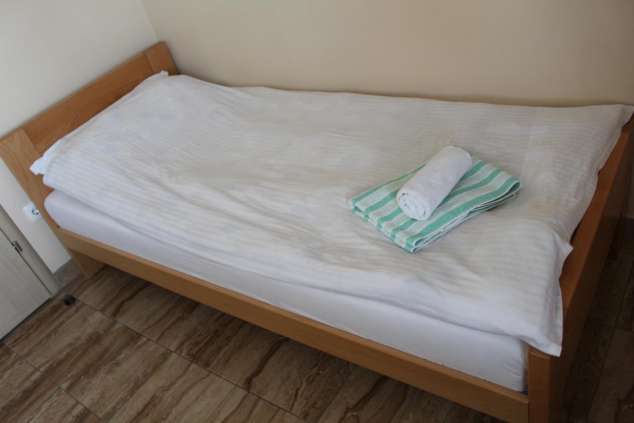 Prenociste "Magnus" Bed & Breakfast Slavonski Brod Dış mekan fotoğraf