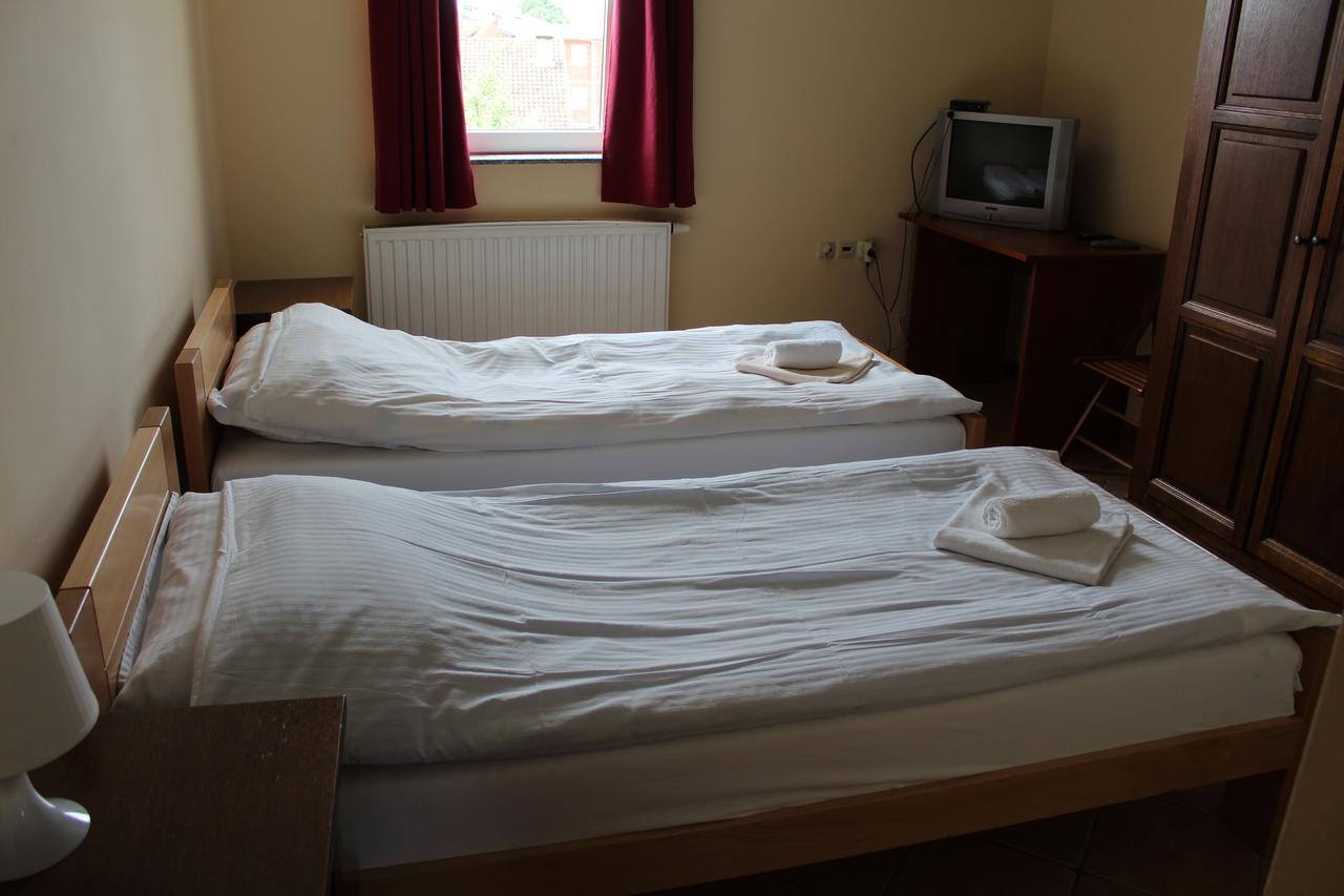 Prenociste "Magnus" Bed & Breakfast Slavonski Brod Dış mekan fotoğraf