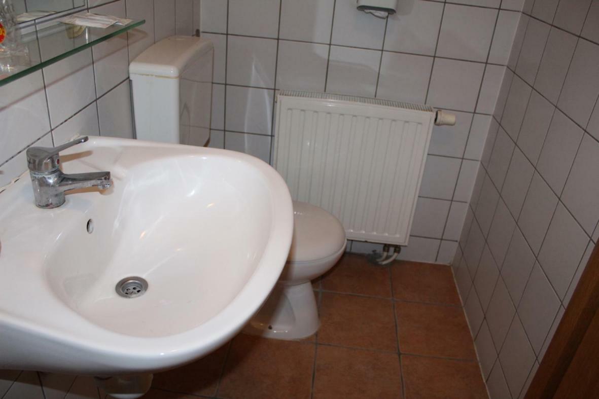 Prenociste "Magnus" Bed & Breakfast Slavonski Brod Dış mekan fotoğraf