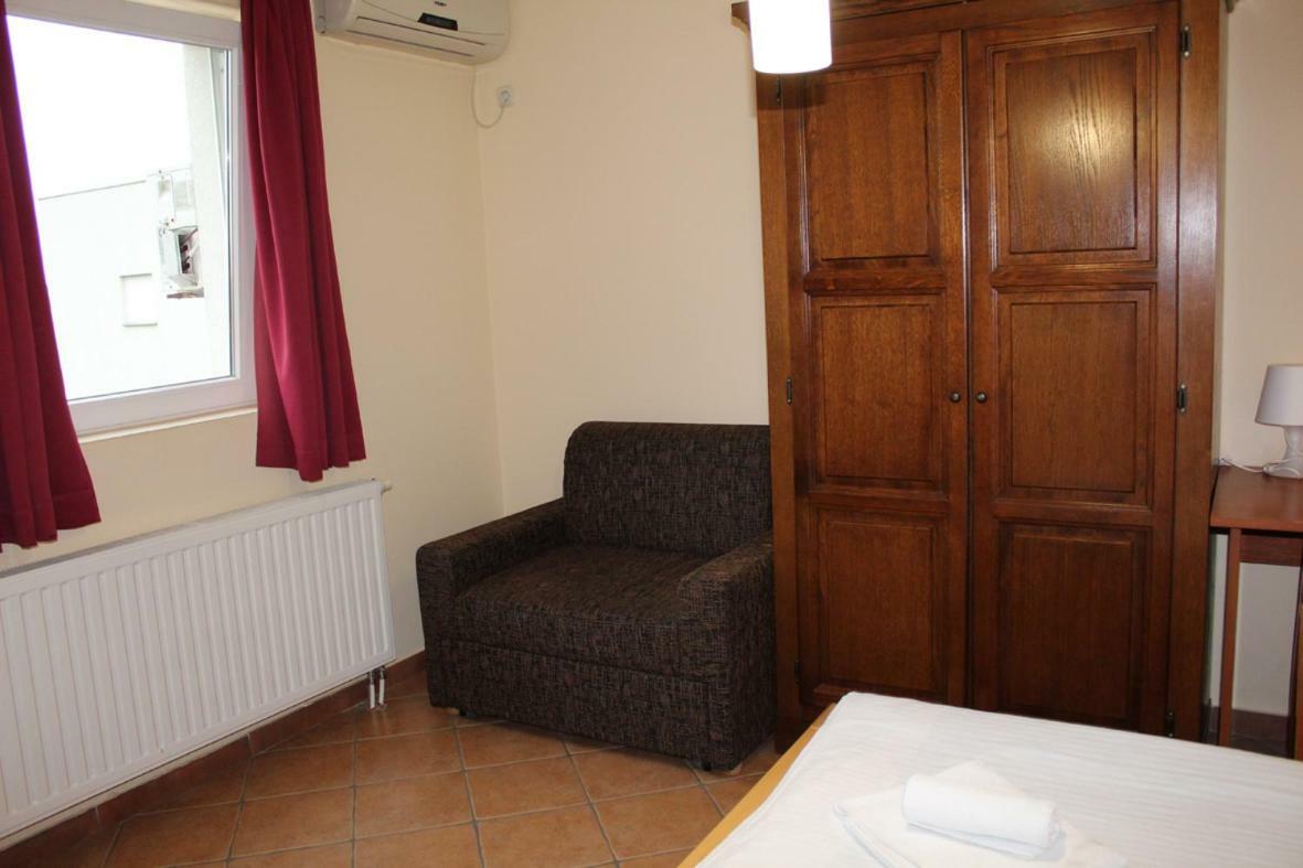 Prenociste "Magnus" Bed & Breakfast Slavonski Brod Dış mekan fotoğraf
