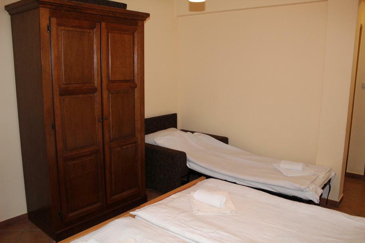 Prenociste "Magnus" Bed & Breakfast Slavonski Brod Dış mekan fotoğraf